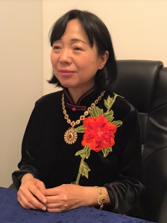 如月麗月 先生