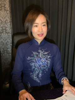 宝華 先生
