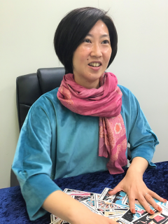 夏乃月 先生